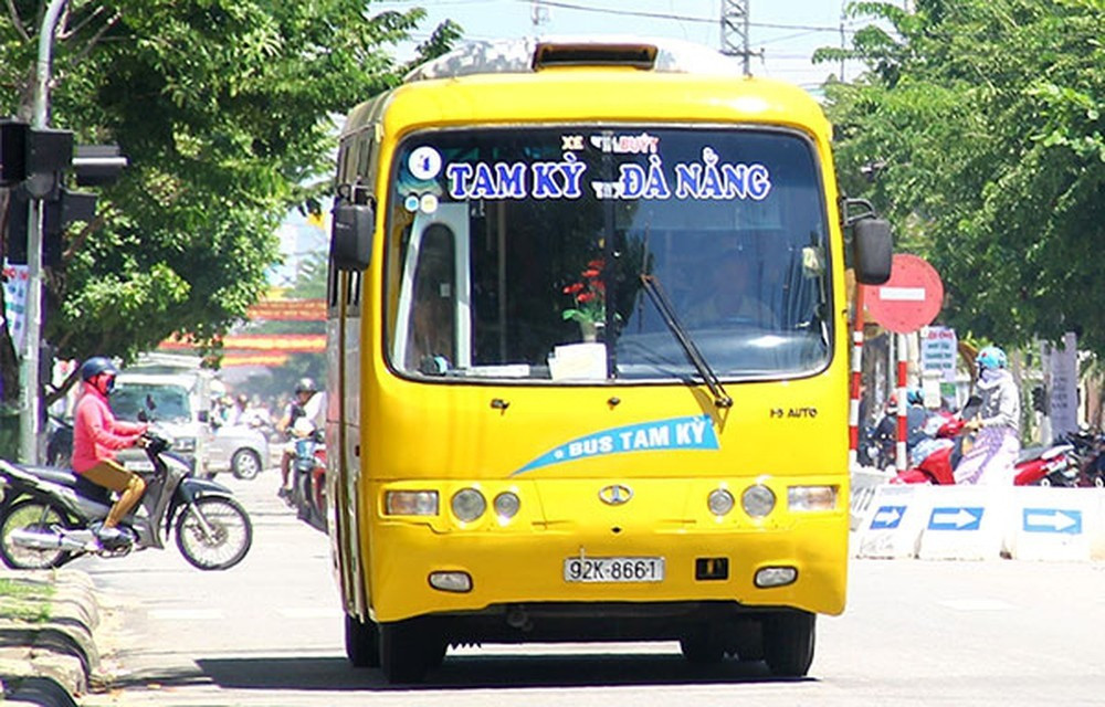 Tạm dừng hoạt động tất cả các tuyến xe buýt liền kề giữa TP.Đà Nẵng và Quảng Nam. Ảnh: Đ.Y