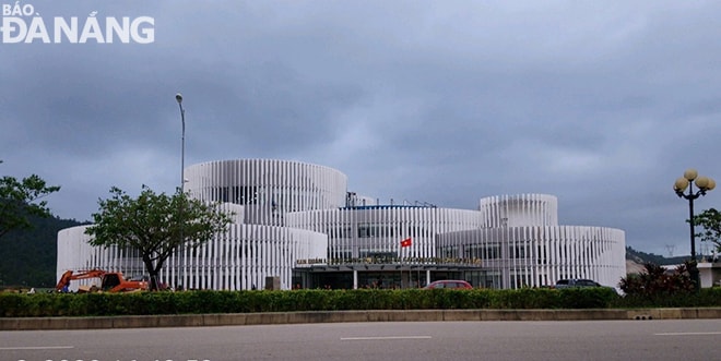 Công tình Trụ sở làm việc của Ban Quản lý Khu CNC và các KCN Đà Nẵng đã hoàn thiện phần xây dựng, sẵn sàng để đi vào hoạt động trong quý III-2020. Ảnh: KHÁNH HÒA