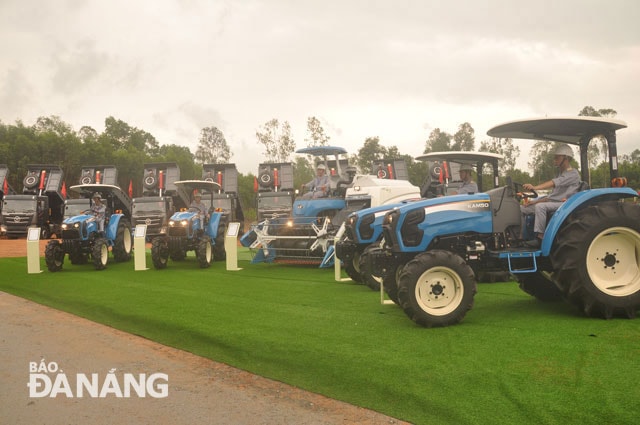 Các khách hàng của Agribank được hưởng lãi suất thấp hơn 1% (đối với khoản vay bằng đồng Việt Nam)so với lãi suất vay cùng loại- Ảnh: THÀNH LÂN