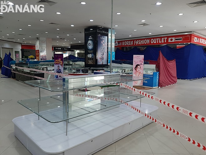 Siêu thị Big C Đà Nẵng đã dừng toàn bộ khu vực kinh doanh không nằm trong diện cho phép hoạt động. Ảnh: KHÁNH HÒA