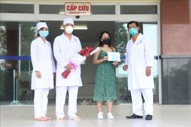 Ngày 6/4/2020, Bệnh viện Lao và Bệnh phổi thành phố Cần Thơ đã tiến hành cho xuất viện đối với bệnh nhân 154. Ảnh: Ánh Tuyết/TTXVN