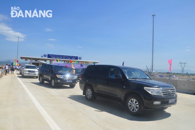 Trạm thu phí Túy Loan, cao tốc Đà Nẵng - Quảng Ngãi. Ảnh: PHƯƠNG UYÊN