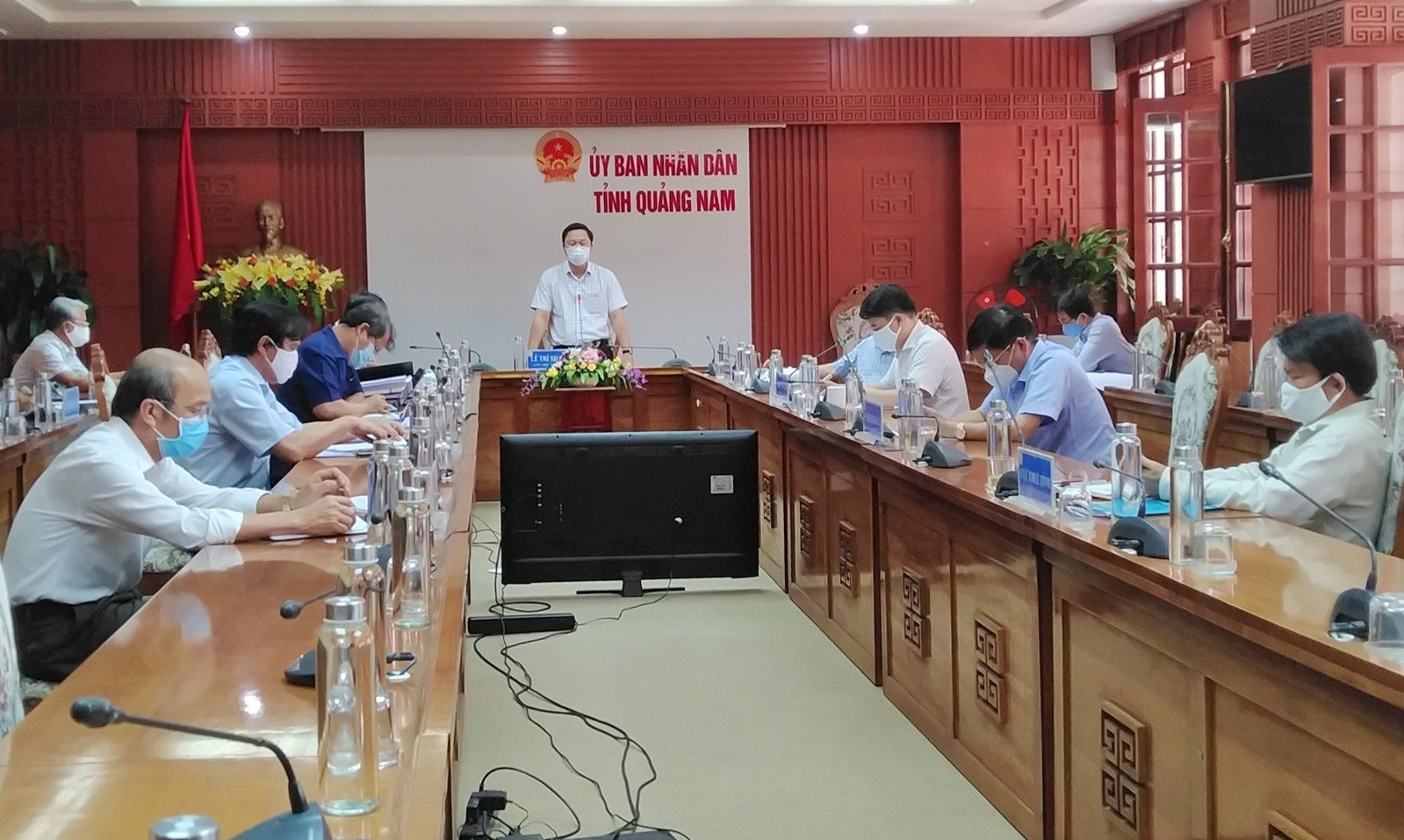 Chủ tịch UBND tỉnh Lê Trí Thanh chủ trì cuộc họp quý I.2020. Ảnh: M.L
