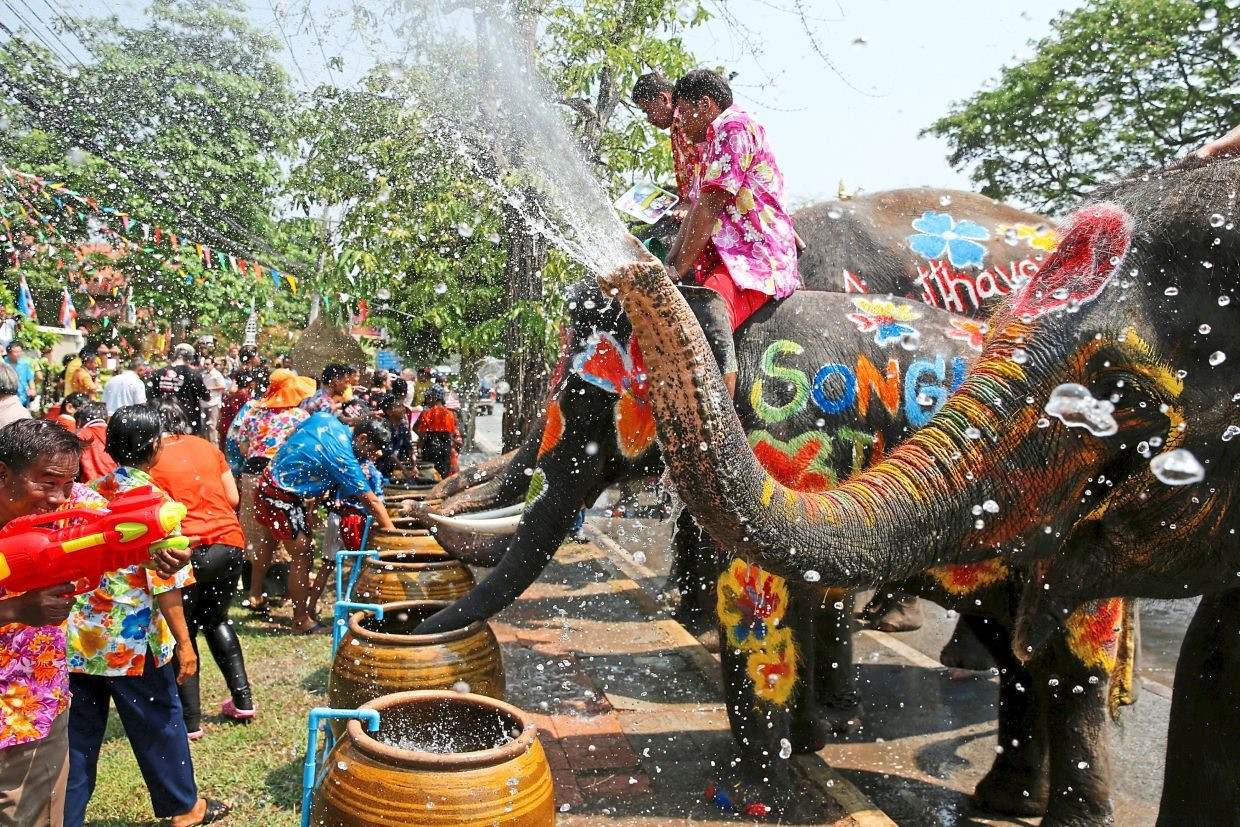 Lễ hội té nước đón năm mới tại Thái Lan vào năm ngoái. Ảnh: Reuters