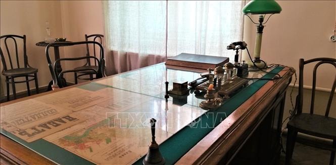 Bàn làm việc của V. I. Lenin. Ảnh: Duy Trinh/PV TTXVN tại Liên bang Nga