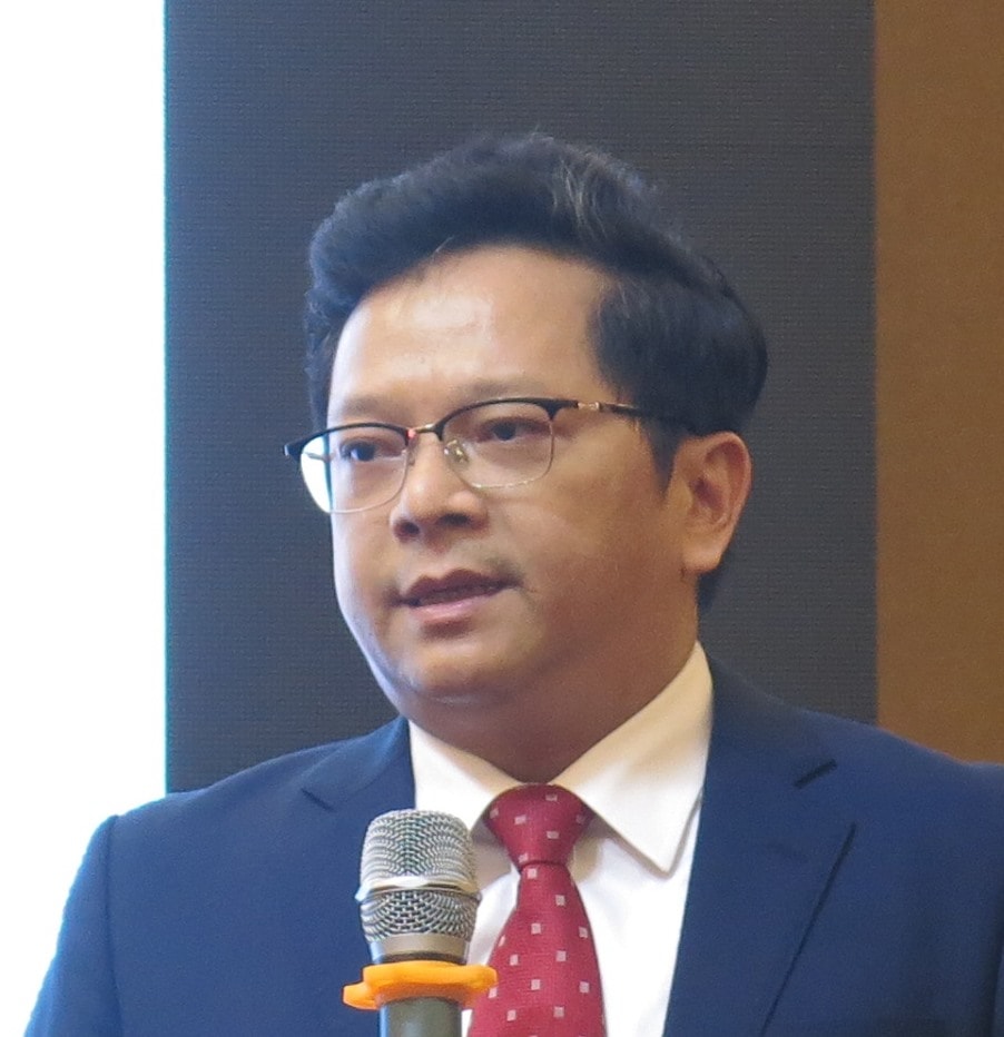 TS. Nguyễn Đức Hiển.