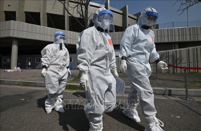 Khu vực điều trị cho bệnh nhân nhiễm COVID-19 tại Seoul, Hàn Quốc, ngày 3/4/2020. Ảnh: AFP/TTXVN