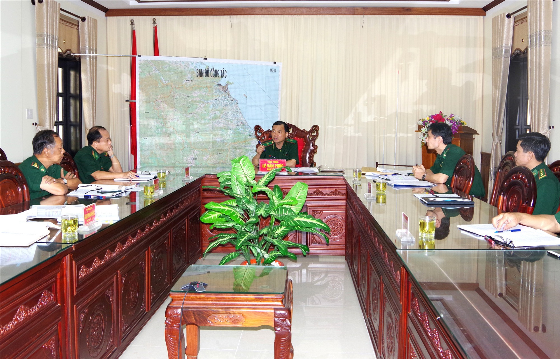 Quan cảnh buổi làm việc tại Bộ chỉ huy BĐBP tỉnh Quảng Nam