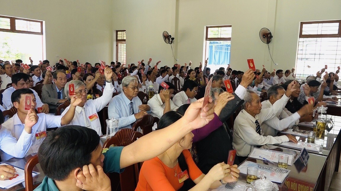 Quang cảnh Đại hội Đảng bộ xã Bình Phục lần thứ XVI. Ảnh: Tân Sương