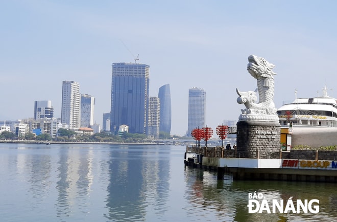 Hội Quy hoạch và Phát triển đô thị thành phố đề xuất đồ án Quy hoạch chung phải tổ chức quảng trường thương mại, tài chính gắn với các công trình kiến trúc biểu tượng và truyền thống của thành phố. Ảnh: TRIỆU TÙNG