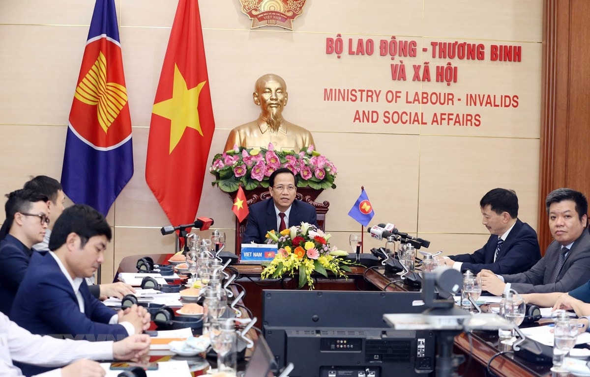 Hội nghị Bộ trưởng Lao động đặc biệt về Ứng phó với tác động của dịch bệnh Covid-19 đối với lao động và việc làm tại điểm cầu Hà Nội. (Ảnh: Anh Tuấn-TTXVN)