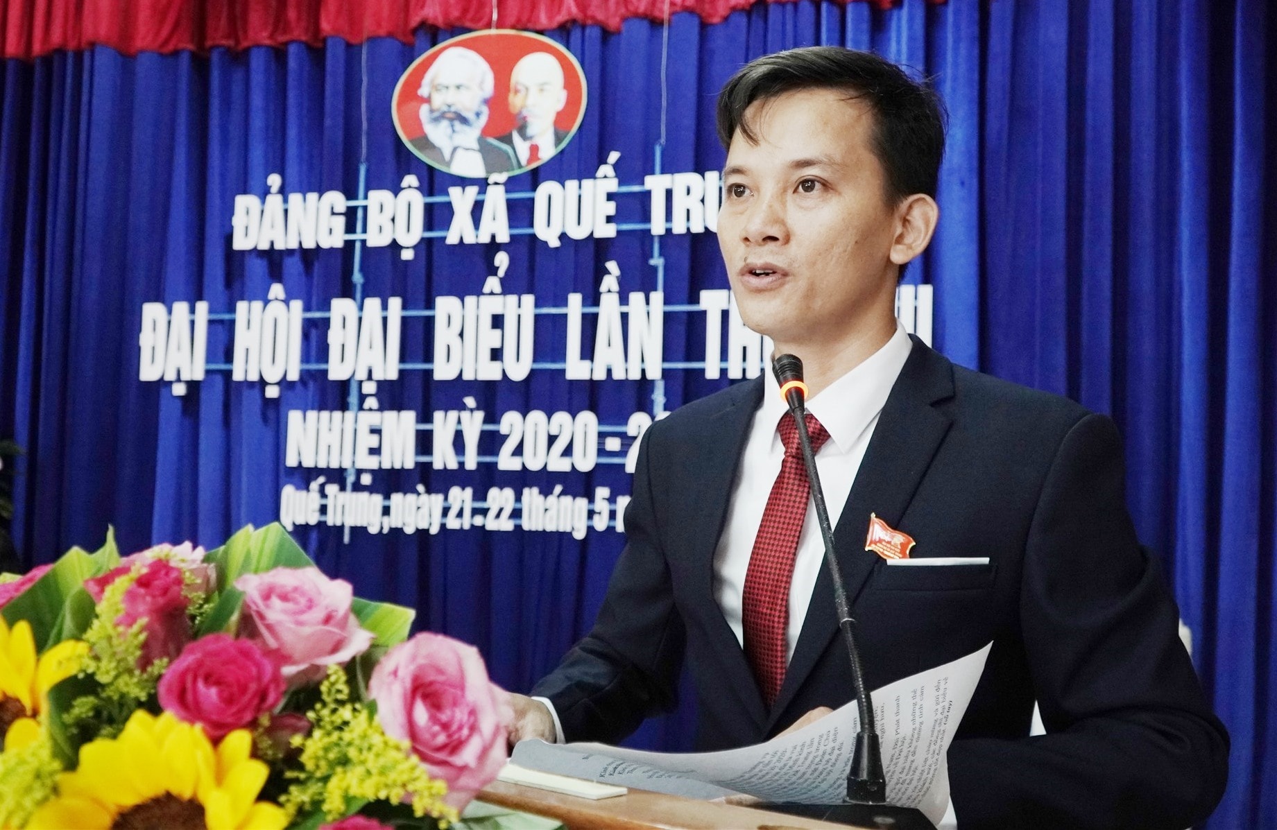 Ông Trà Tiến Tài tái đắc cử chức danh Bí thư Đảng ủy xã Quế Trung nhiệm kỳ 2020 - 2025. Ảnh: PHAN VINH