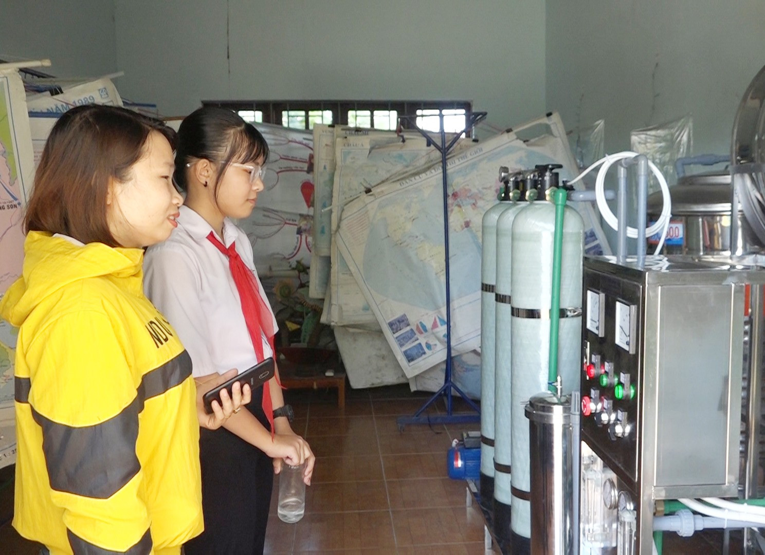 Hệ thống nước sạch tại Trường THCS Nguyễn Tri Phương (Bình Quế, Thăng Bình) do Tổ chức COV tài trợ. Ảnh: B.T