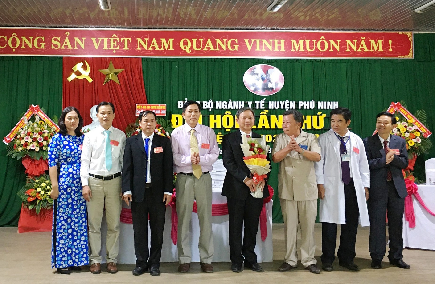 Ban Chấp hành Đảng bộ ngành Y tế huyện Phú Ninh khóa II (nhiệm kỳ 2020 - 2025) ra mắt đại hội. Ảnh: H.C
