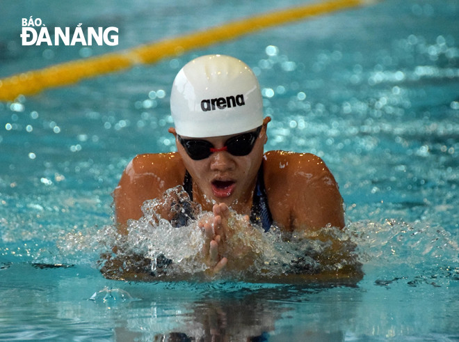 VĐV Như Quỳnh (ảnh) hoàn toàn có thể hướng đến mục tiêu tranh chấp huy chương Vô địch quốc gia và huy chương khu vực nếu được đầu tư có chiều sâu. Ảnh: ANH VŨ