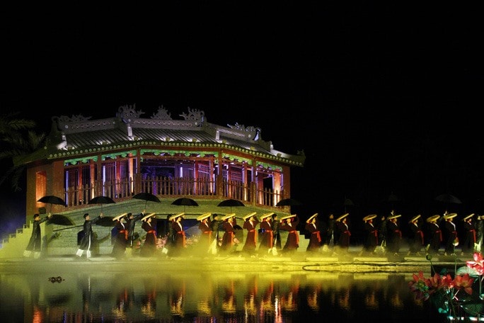 The festivals confirmed the vitality of Ao Dai throughout its history. Photo: nld.com