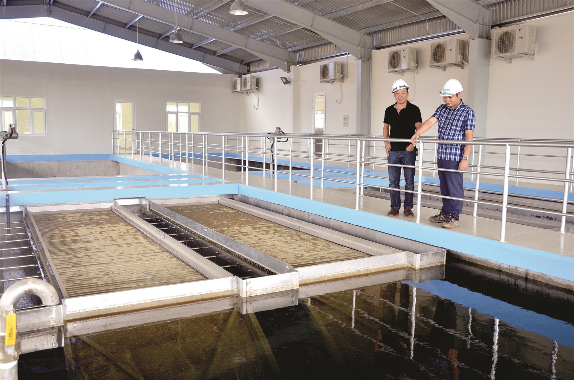 Hệ thống xử lý nước sạch ở nhà máy nước Phú Ninh. Ảnh: H.P