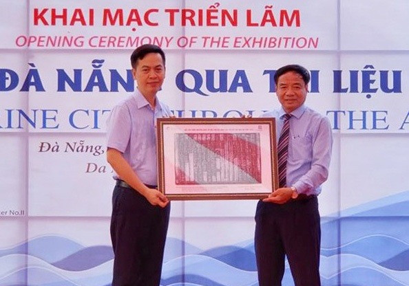 Triển lãm sẽ giới thiệu đến công chúng nhiều tài liệu quý về lích sử hình thành đô thị biển Đà Nẵng. Ảnh: H.S