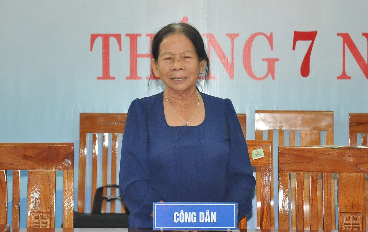 Hơn 9 năm trời (2011 - 2020), bà Lê Thị Phiên mang đơn khiếu nại đến các cấp có thẩm quyền để đòi đất, nhưng đến nay vụ việc vẫn chưa được giải quyết dứt điểm. Ảnh: VINH ANH