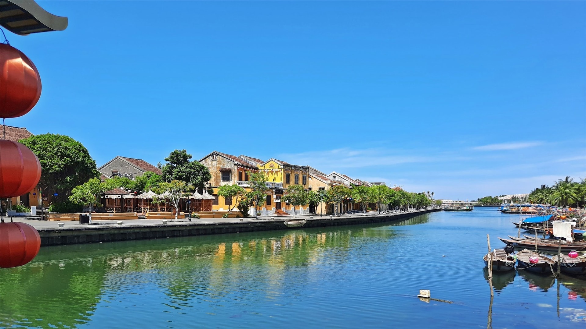 Hoi An: beautiful but sad in midst of Covid-19 storm