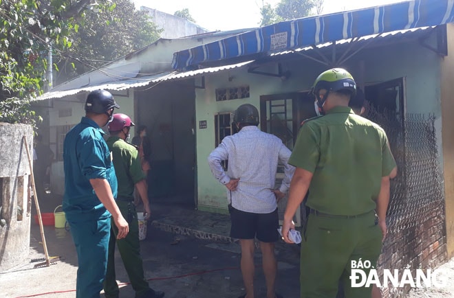 Đồng thời, yêu cầu bà con nhân dân không tập trung đông người để đảm bảo cho công tác phòng, chống  Covid-19