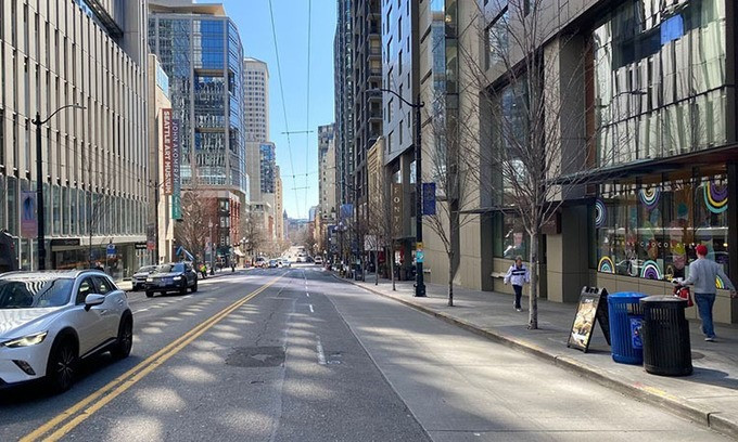 Đường phố ở Seattle trong những ngày bị dịch Covid-19.