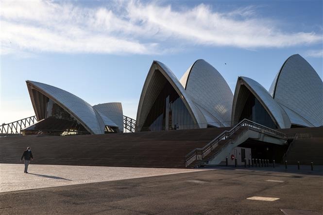 Cảnh vắng vẻ tại Sydney, Australia ngày 6/8/2020, trong bối cảnh dịch COVID-19 lan rộng. Ảnh: THX/TTXVN