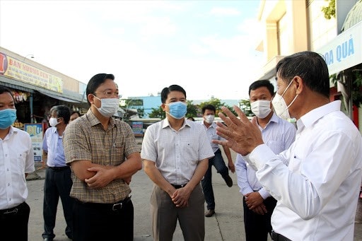 Visiting Duy Xuyen district