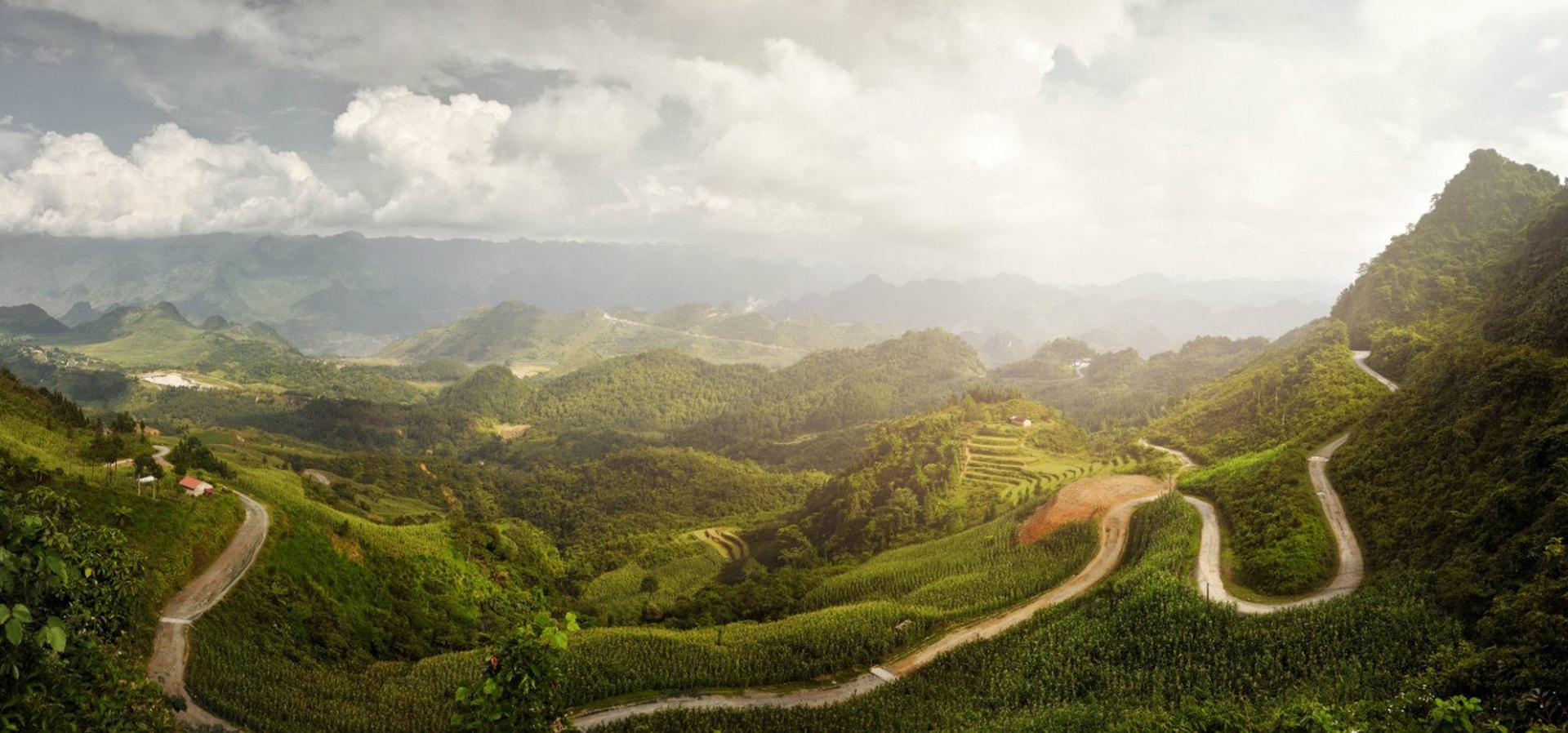 Verdant valleys and winding roads going through hills and mountains make Ha Giang charming. Besides, its ethnic villages contribute to the attraction of the province.
