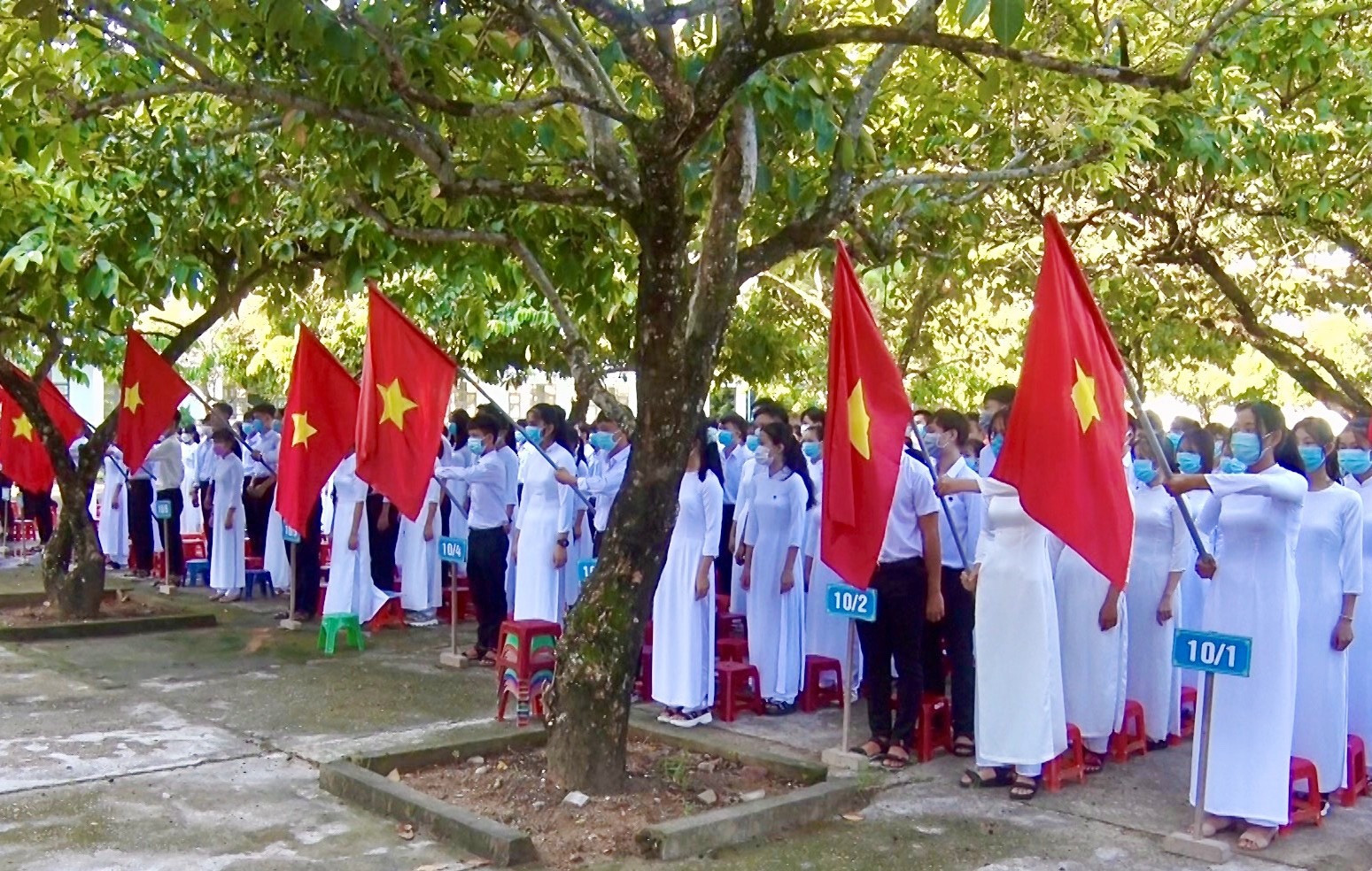 Trường THPT Nông Sơn đón 236 học sinh vào khối lớp 10 năm học 2020- 2021.