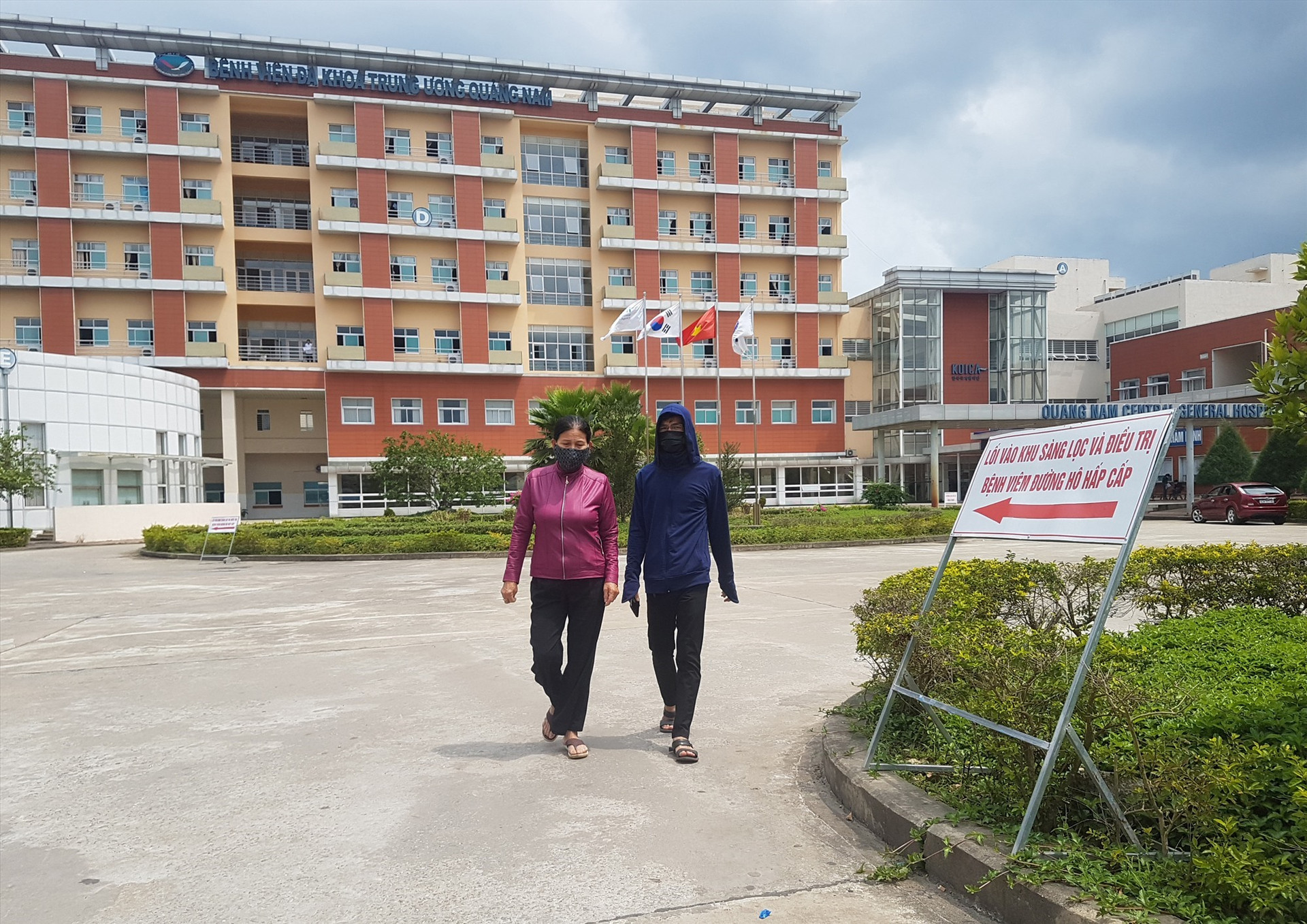 Từ ngày 15.9, Bệnh viện Đa khoa Trung ương Quảng Nam tái hoạt động khám bệnh ngoại trú toàn viện. Ảnh: Đ.L