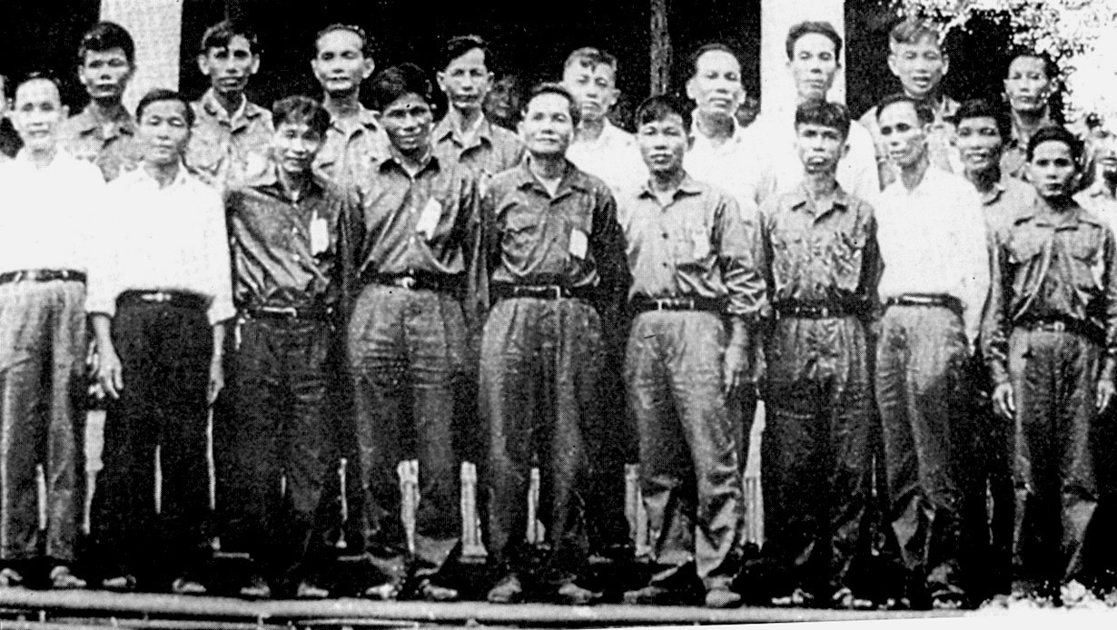 Ban Chấp hành Đặc Khu ủy Quảng Nam trong những năm cuối cuộc kháng chiến chống Mỹ, cứu nước. Ảnh tư liệu