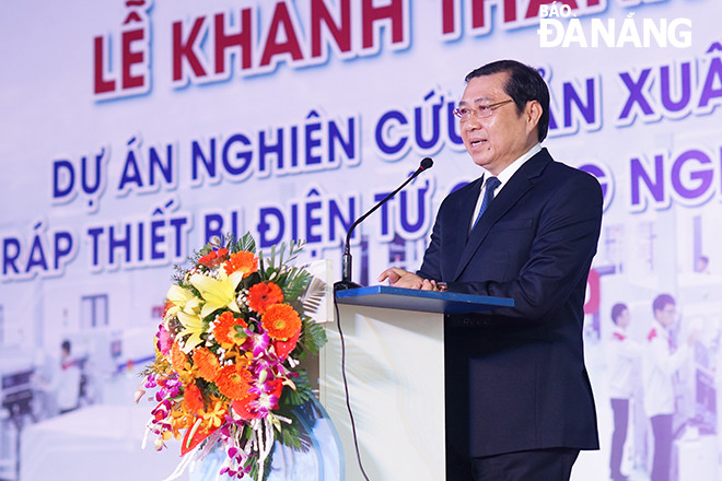 Chủ tịch UBND thành phố phát biểu tại buổi lễ. Ảnh: TRIỆU TÙNG