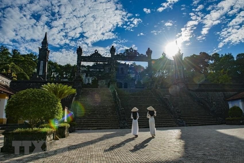 Complex of Hue Monuments (Thua Thien Hue) became a UNESCO world cultural heritage in 1993.