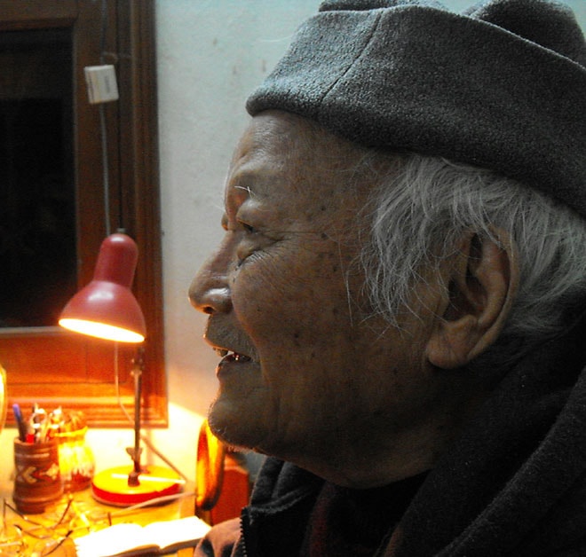 Nhà văn Tô Hoài. Ảnh: HOÀNG THU PHỐ