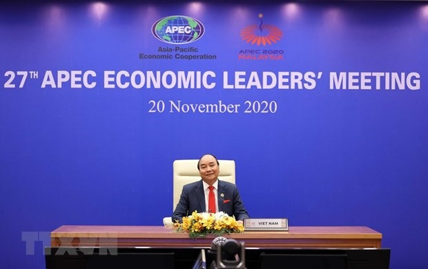 Vietnamese PM Nguyen Xuan Phuc attends the opening ceremony via video conference (Photo: VNA)