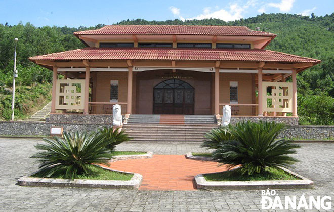 Khu căn cứ cách mạng Huyện ủy Hòa Vang là nơi giáo dục truyền thống đấu tranh cách mạng anh dũng của dân tộc cho các thế hệ trẻ huyện Hòa Vang.  Ảnh: TÂM NHƯ