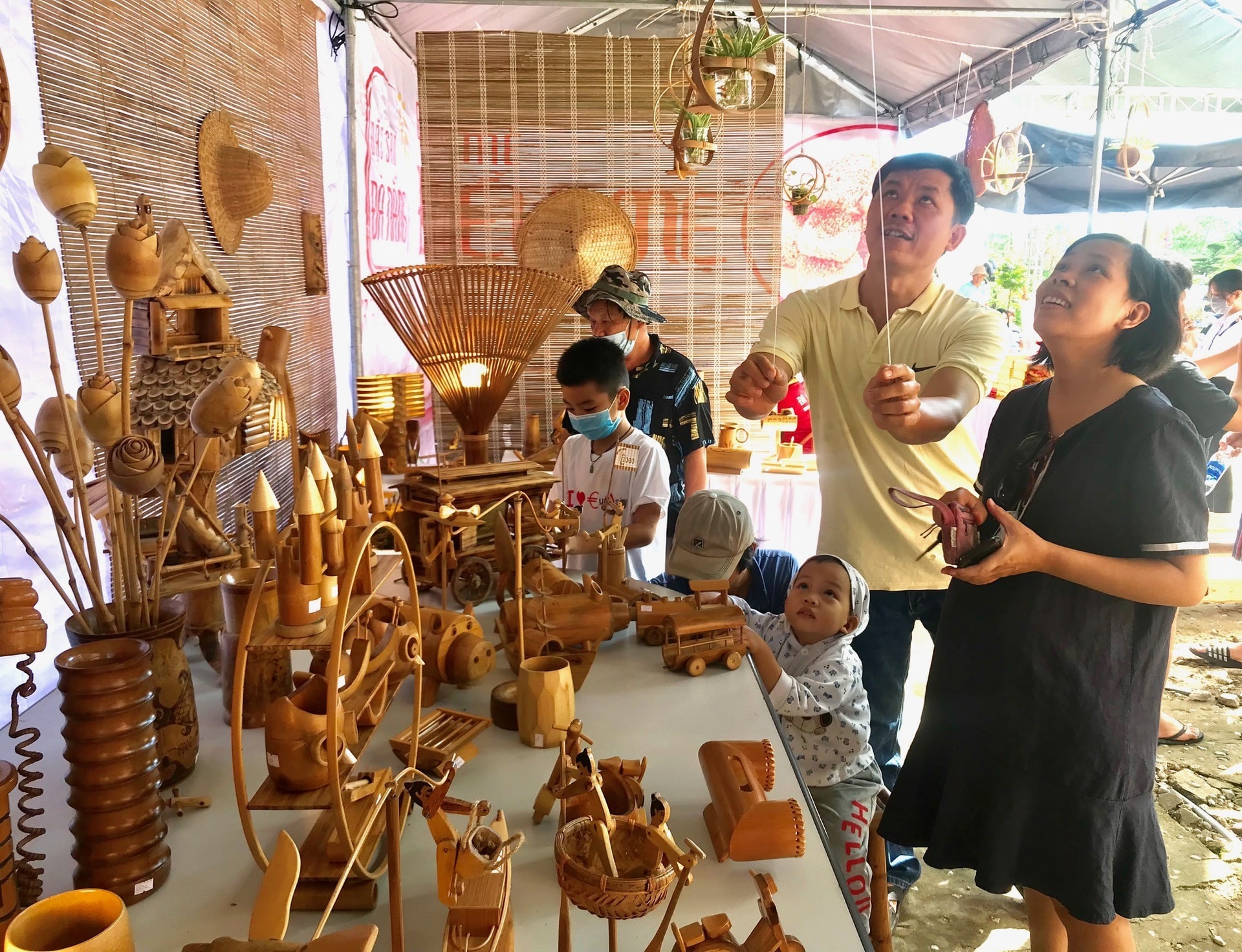 Hoi An bamboo and coconut stall