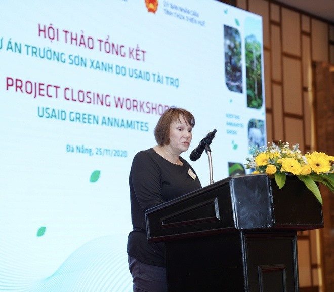 Director Ann Marie Yastishock gives her speech at the event. Photo: USAID