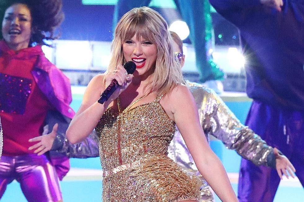 Taylor Swift hiện là một trong những nhạc sĩ trẻ có thu nhập cao nhất thế giới. Ảnh: JC Olivera, Getty Images