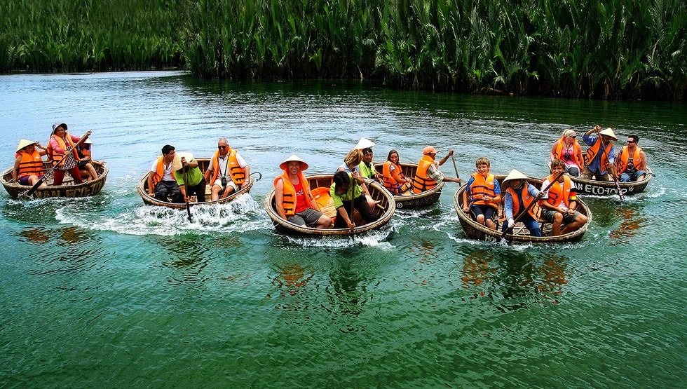 Visiting the Bay Mau nipa palm forest by coracle