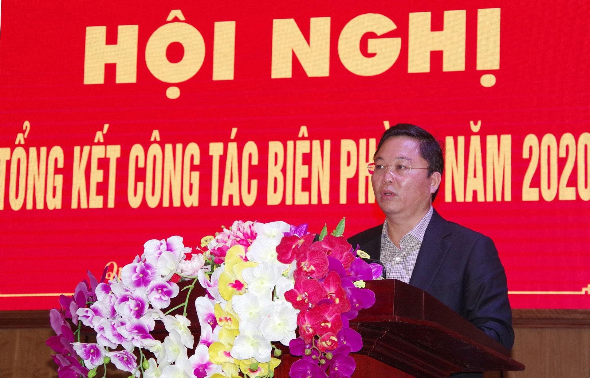 Đồng chí Lê Trí Thanh - Chủ tịch UBND tỉnh phát biểu chỉ đạo tại Hội nghị. Ảnh: HUỲNH CHÍN