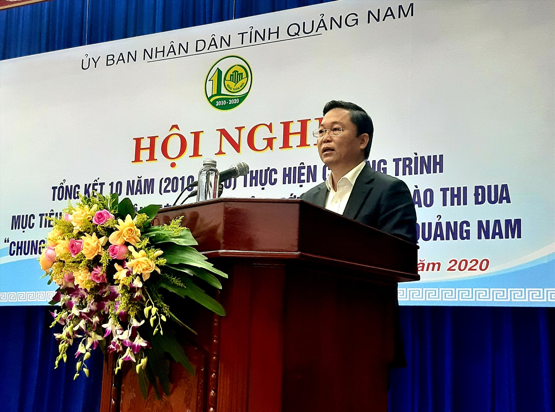 Chủ tịch UBND tỉnh Lê Trí Thanh phát biểu chỉ đạo tại hội nghị.   Ảnh: VĂN SỰ