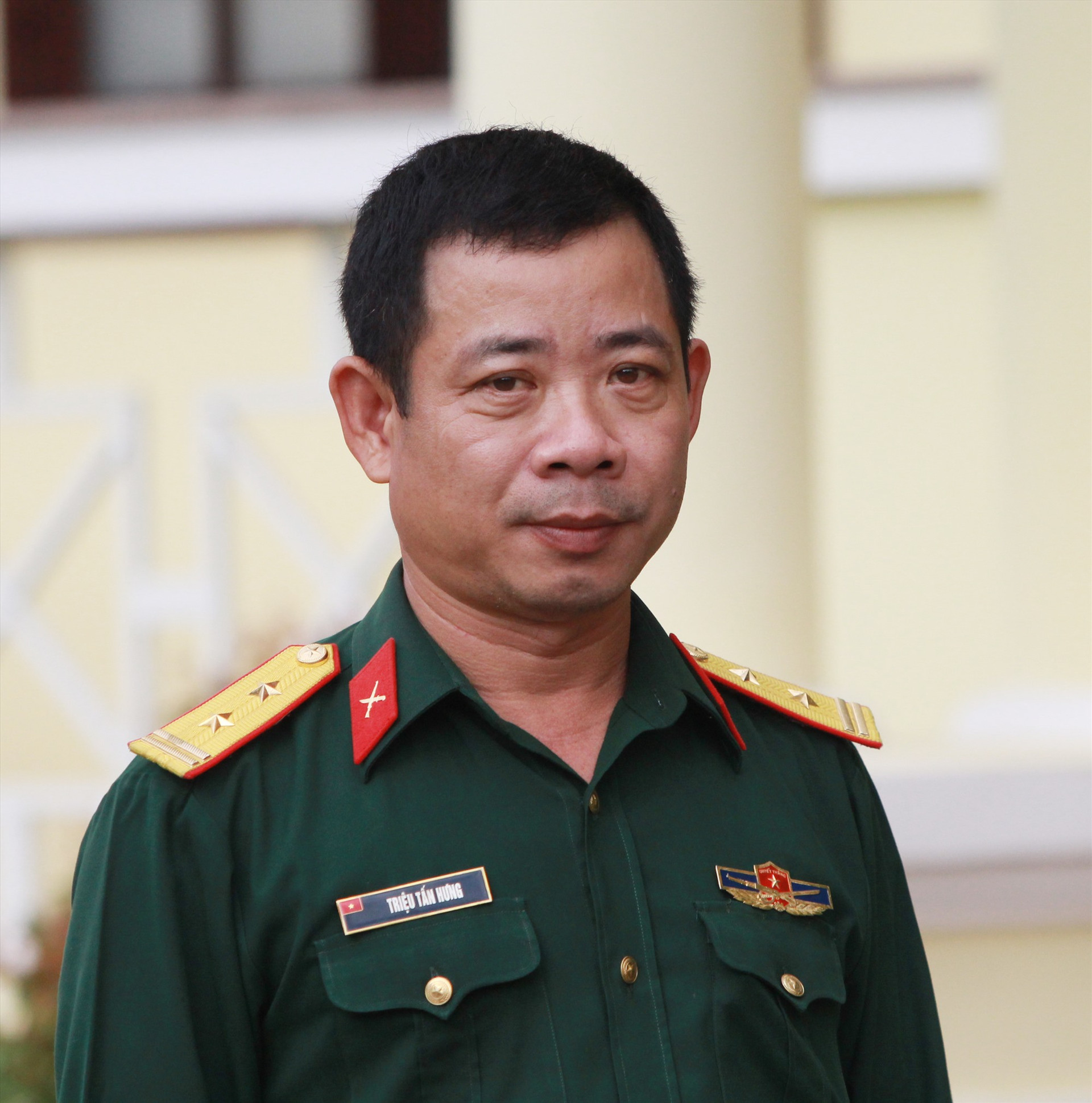 Trung tá Triệu Tấn Hưng - Phó Trưởng ban Tác Huấn, Phòng Tham mưu, Bộ Chỉ huy Quân sự tỉnh. Ảnh: T.C