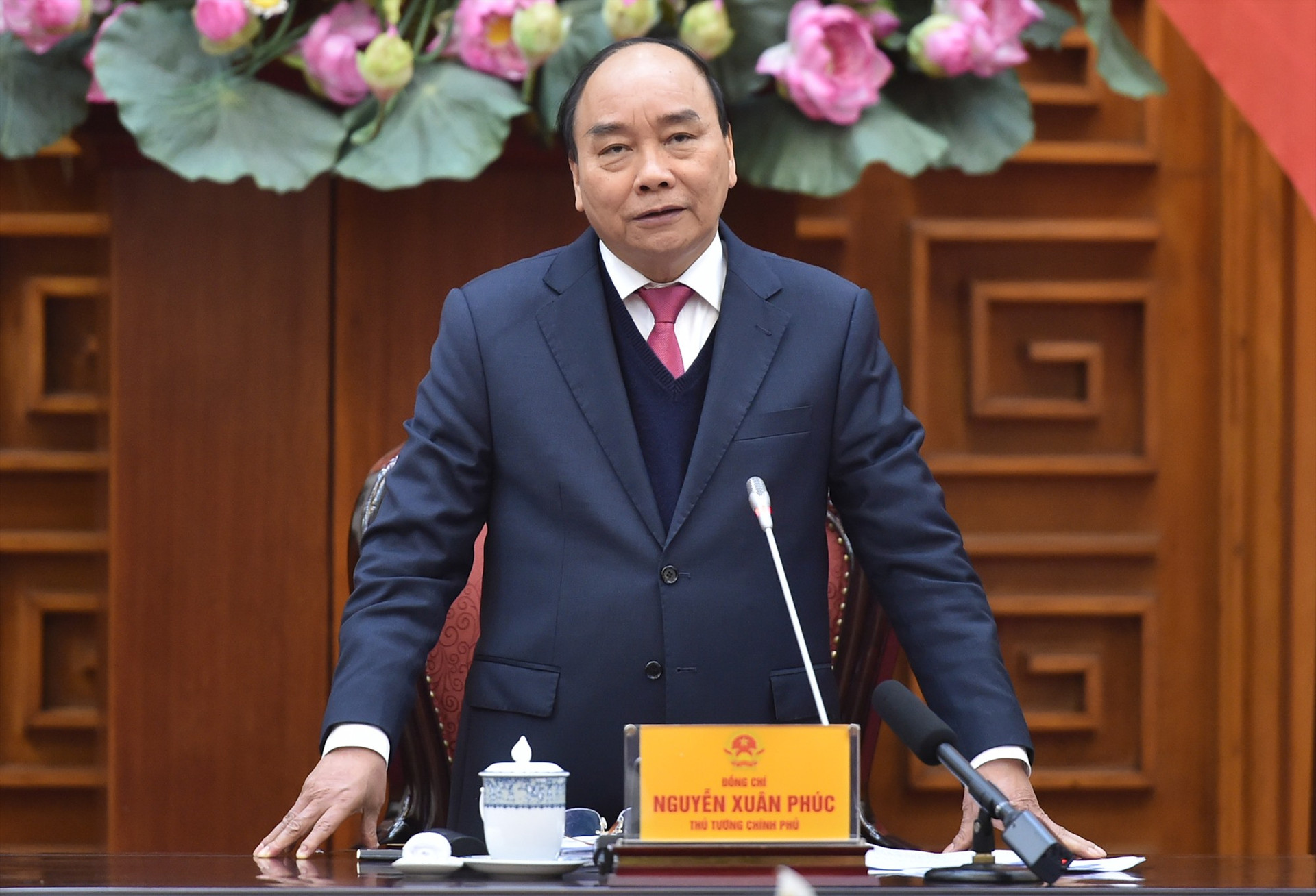 Thủ tướng Nguyễn Xuân Phúc: Tạo điều kiện tối đa cho nghiên cứu vaccine COVID-19 trong nước - Ảnh: VGP/Quang Hiếu