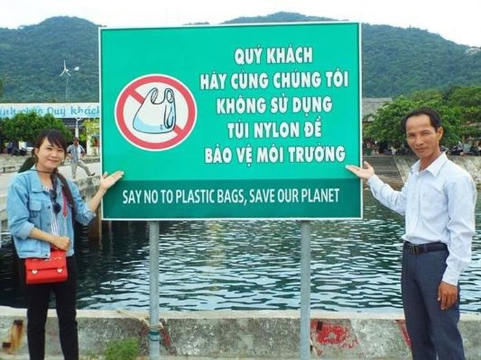 Say no to plastic bags on Cham Islands