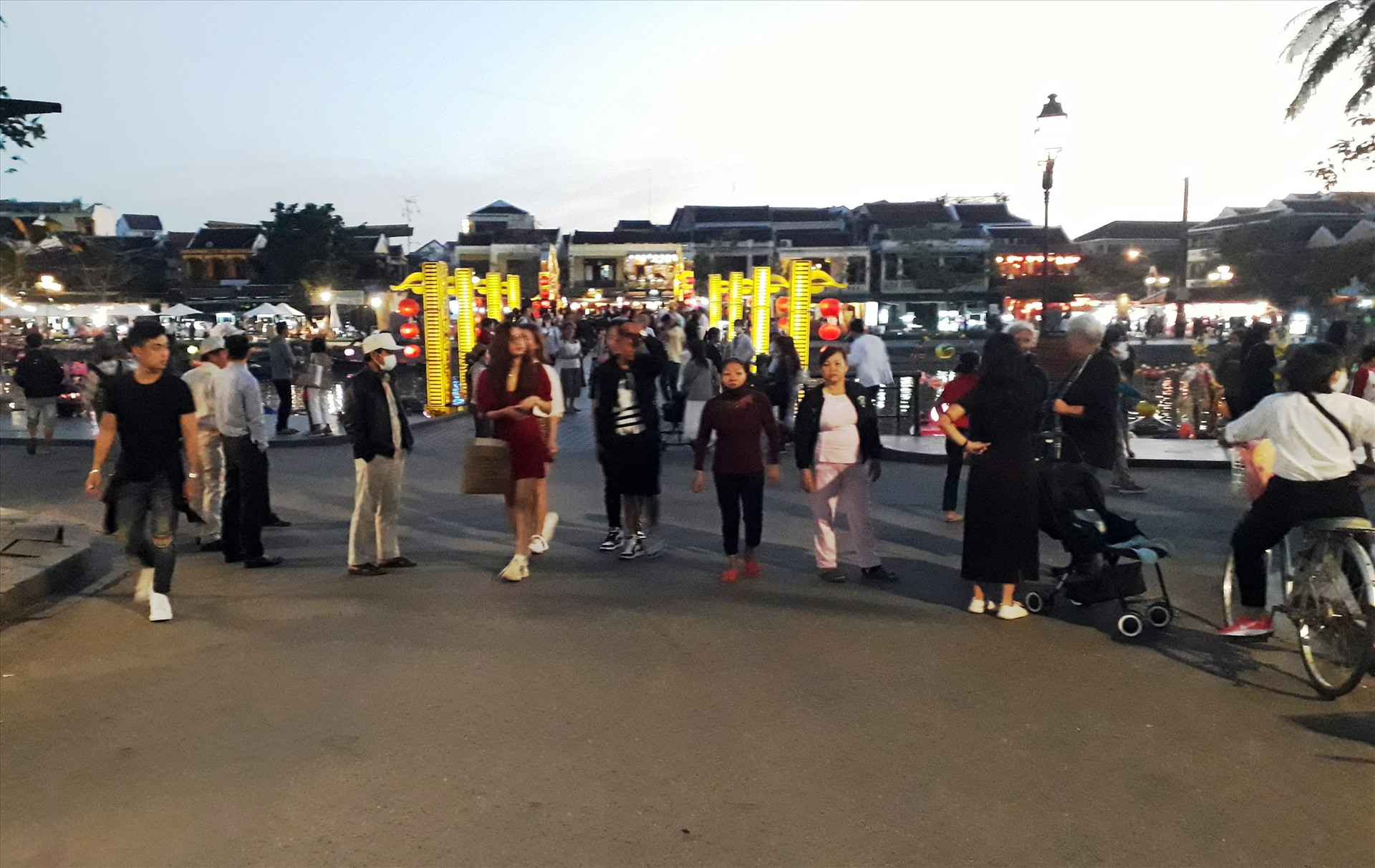 Hội An tổ chức lại các hoạt động “Phố đêm”, thu hút du khách.