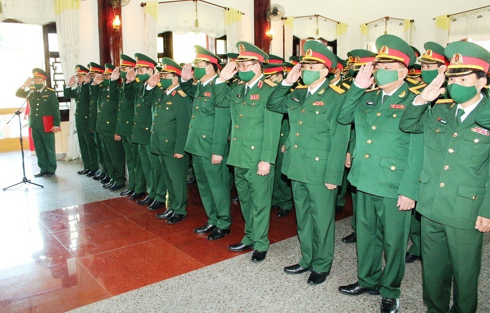Lễ dâng hương Chủ tịch Hồ Chí Minh tại Bảo tàng Hồ Chí Minh - Chí nhánh Quân khu 5.