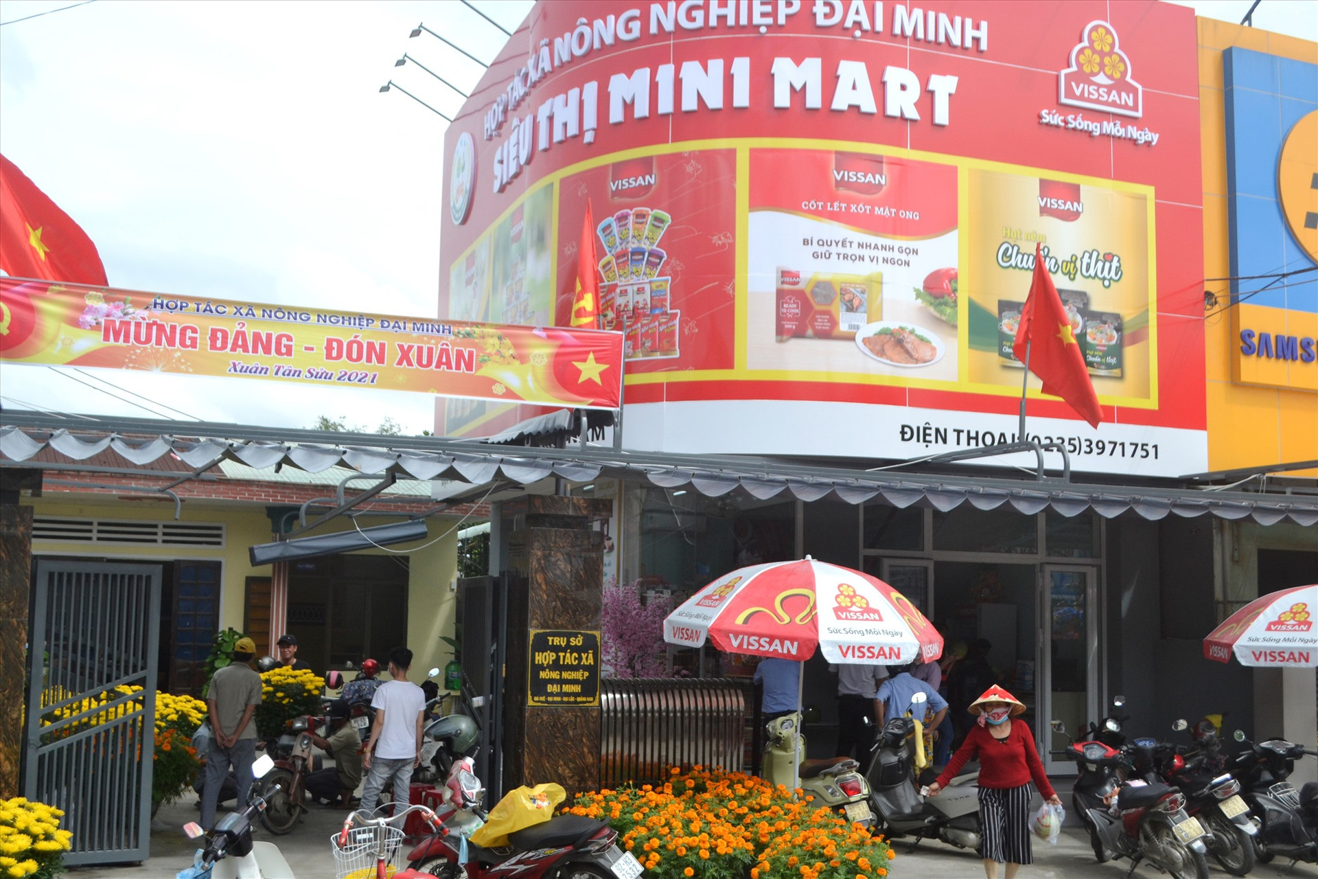 Siêu thị mini Mart của Hợp tác xã Nông nghiệp Đại Minh. Ảnh: CT