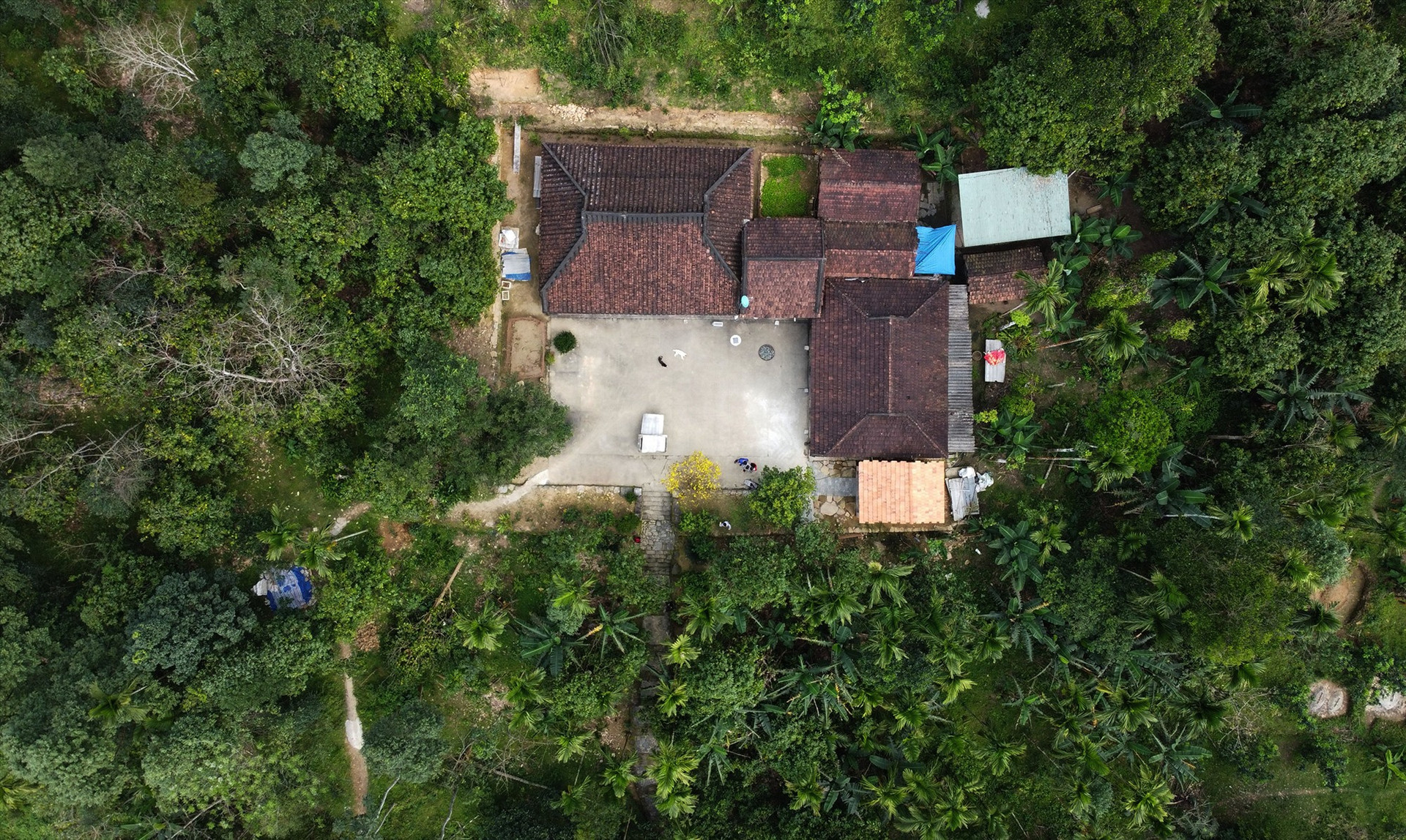 an old house in Loc Yen village